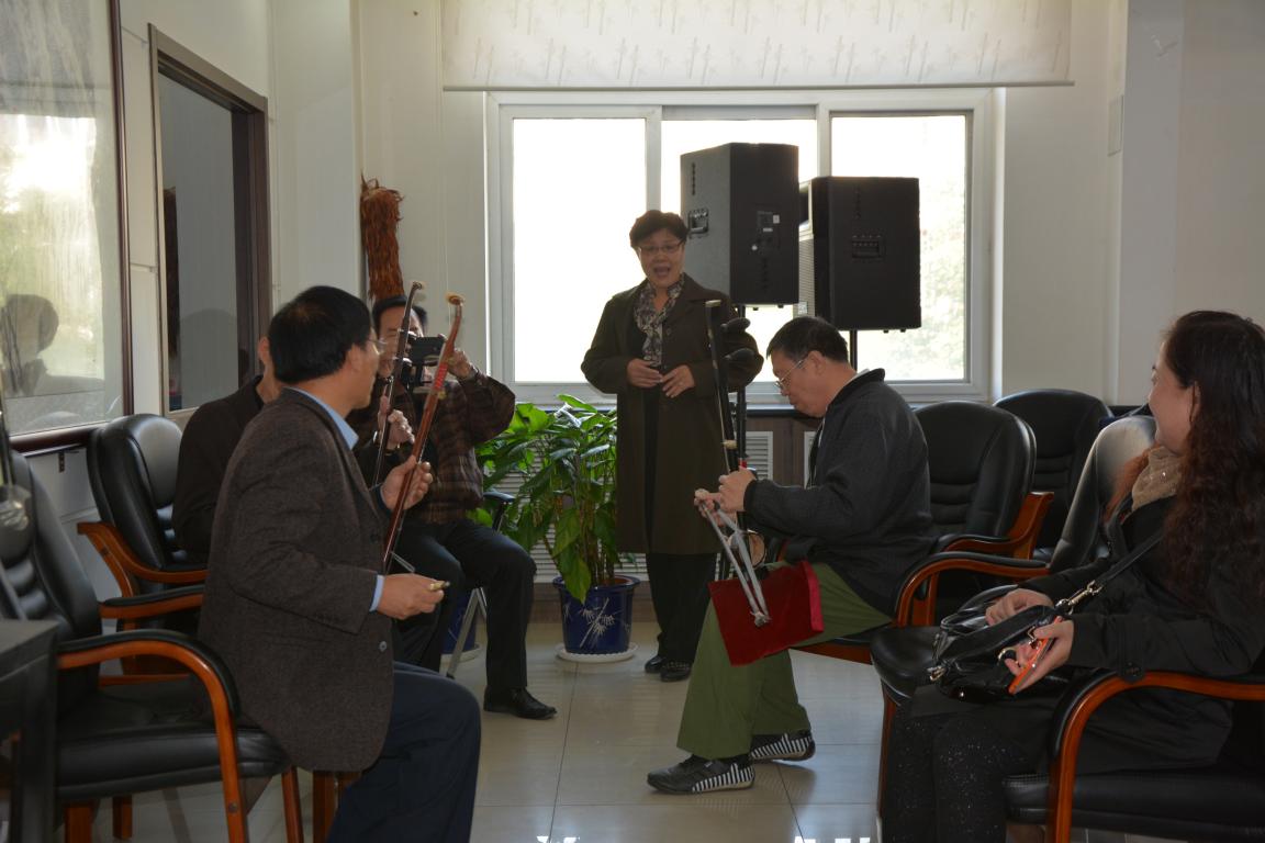 文艺志愿者现场教学 4.jpg 文艺志愿者现场教学 4.jpg