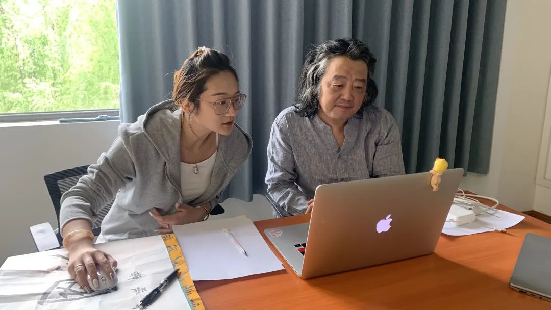 北京书协副主席王立志线上评审海外作品 北京书协副主席王立志线上评审海外作品