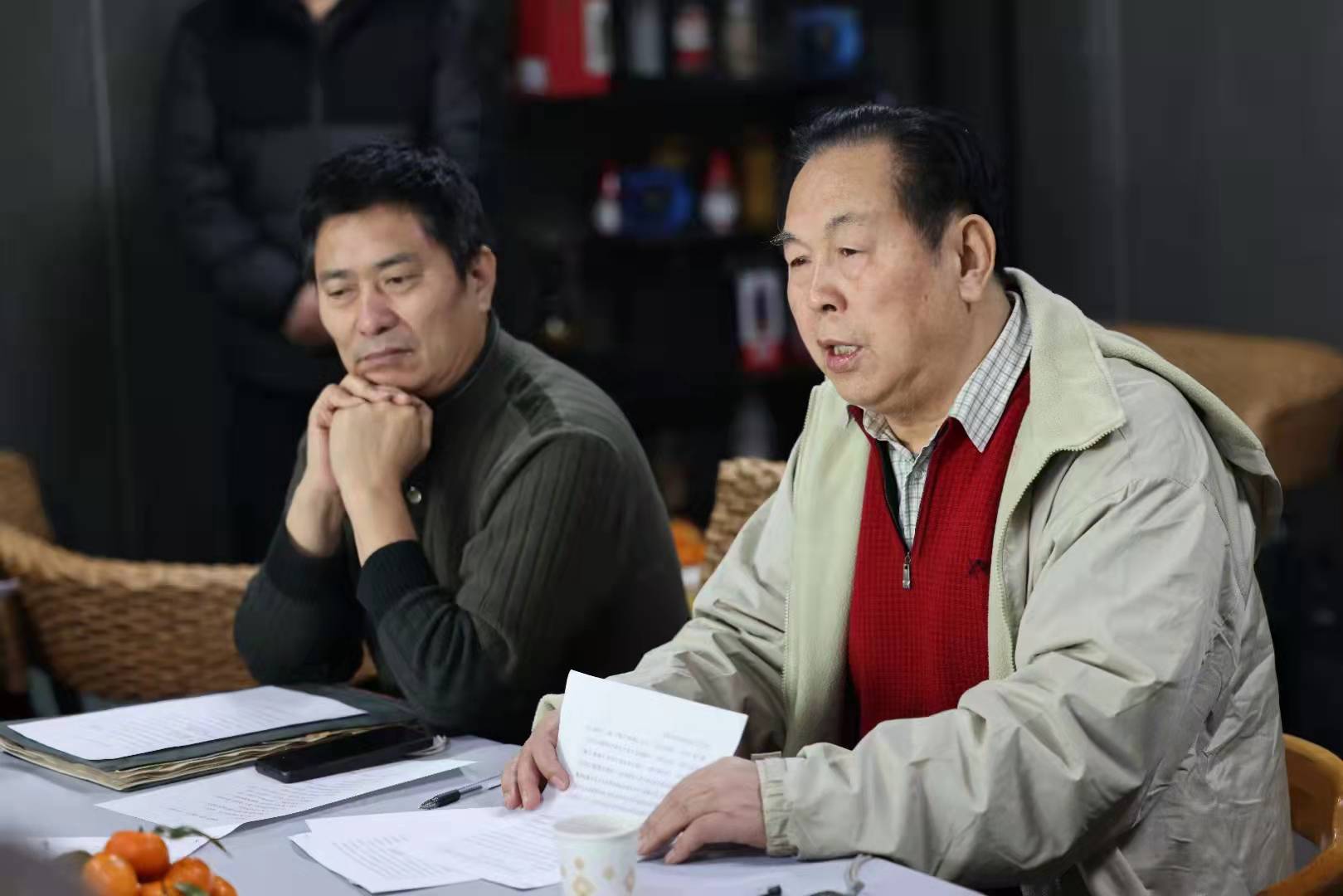 刘俊杰(右)在研讨会上 刘俊杰(右)在研讨会上
