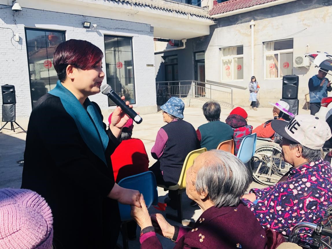 胡爱丽演唱《圆梦》《九儿》 胡爱丽演唱《圆梦》《九儿》