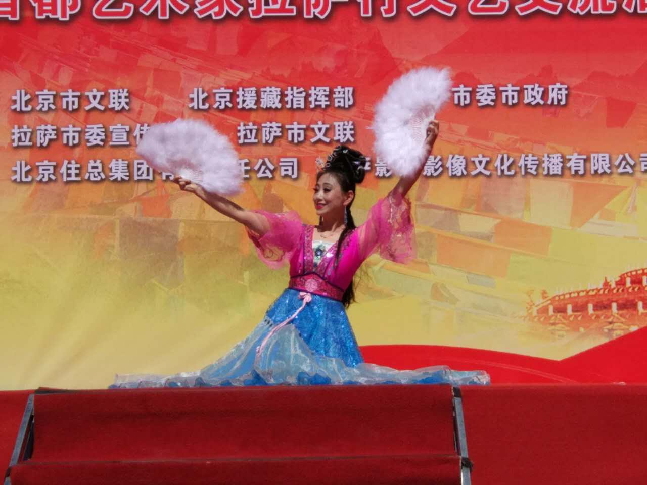 北京陈爱莲艺术表演有限公司 陈婕 表演独舞《春江花月夜》