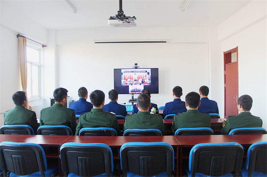 下属消防中队观看直播2 下属消防中队观看直播2