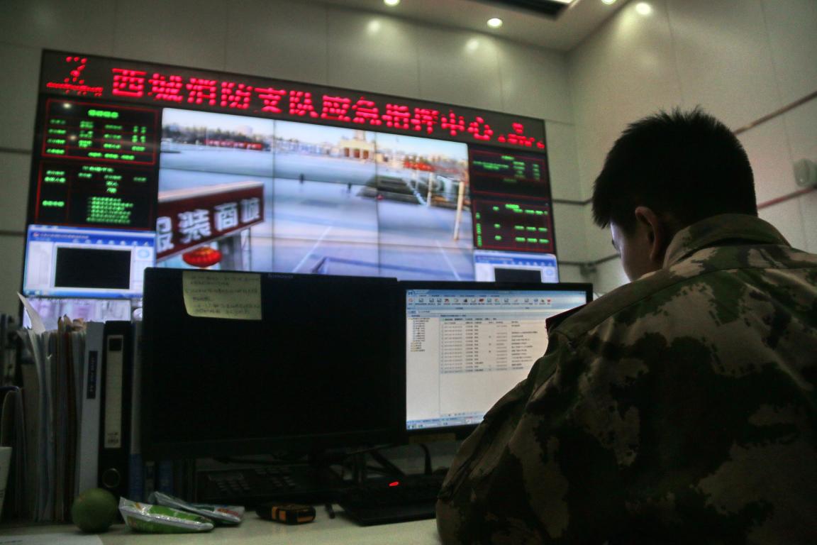 IMG指挥中心_.jpg IMG指挥中心_.jpg