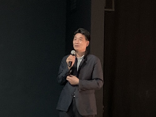 2朝阳区文联党组书记高春利对舞剧创作工作提出要求并宣布舞剧排练正式启动(孙雅宁摄) 2朝阳区文联党组书记高春利对舞剧创作工作提出要求并宣布舞剧排练正式启动(孙雅宁摄)