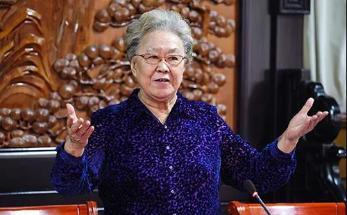 国家级非物质文化遗产项目代表性传承人、著名北京评书表演艺术家、西城区文联顾问连丽如 国家级非物质文化遗产项目代表性传承人、著名北京评书表演艺术家、西城区文联顾问连丽如
