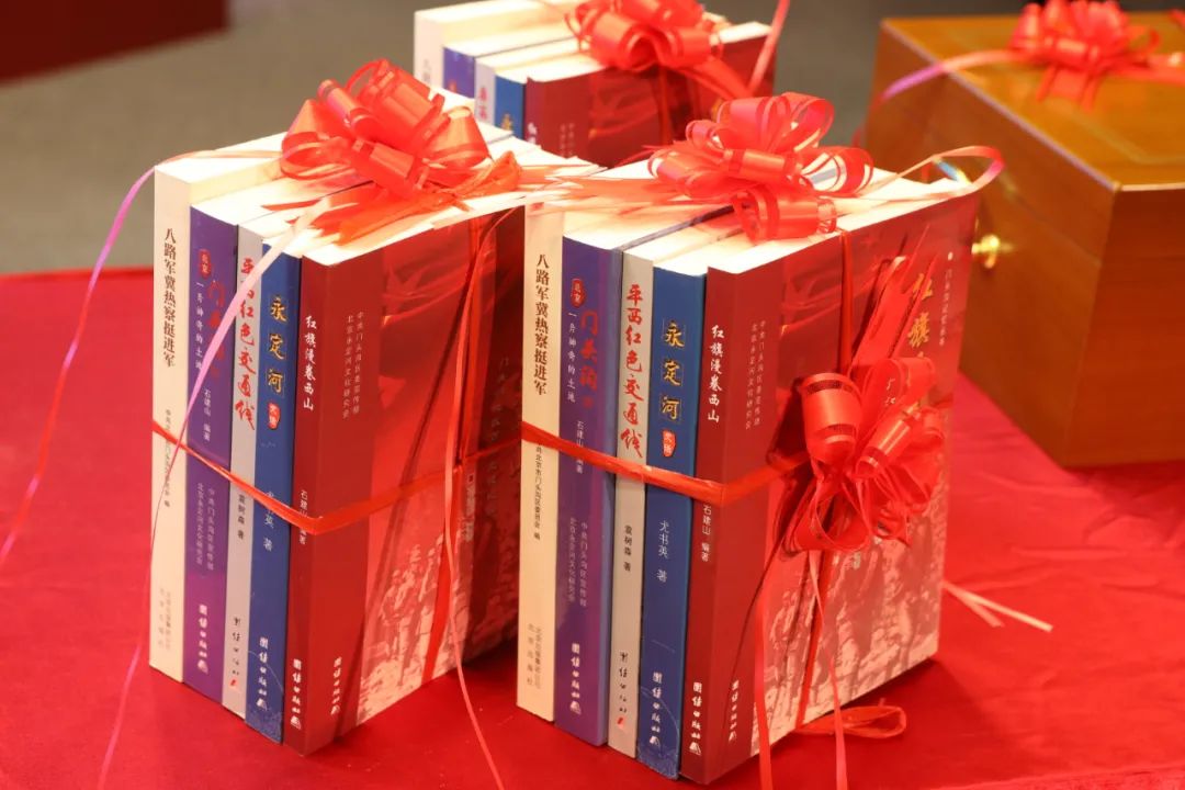 5-捐赠图书 5-捐赠图书