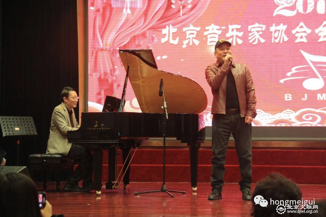 《好日子》作词：车行，作曲：李昕，演唱：李昕，钢伴：伍嘉冀