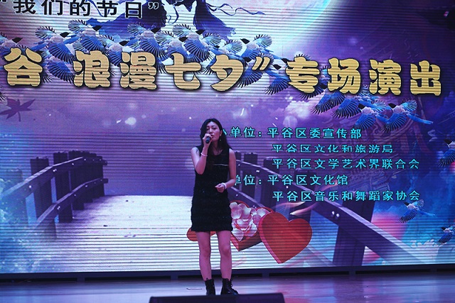 歌曲《亲密爱人》 歌曲《亲密爱人》