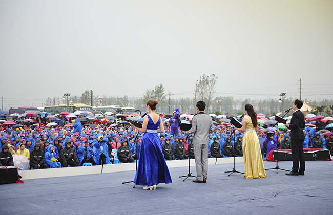 诗朗诵《移民树》 诗朗诵《移民树》