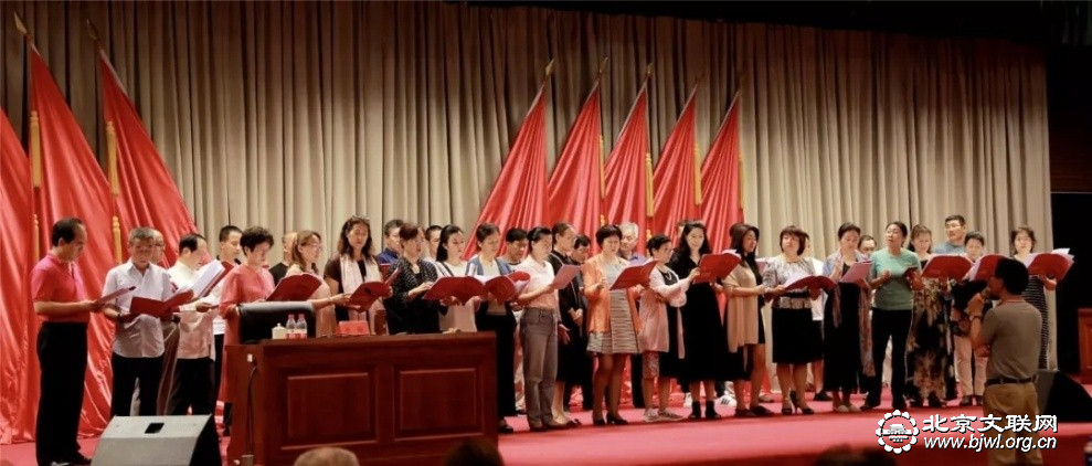 5指导老师与学员互动