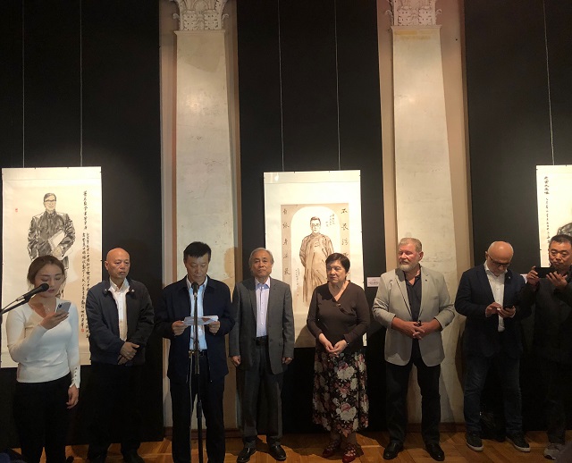 2中国北京海淀文联副主席叶叶宏奇致辞 2中国北京海淀文联副主席叶叶宏奇致辞