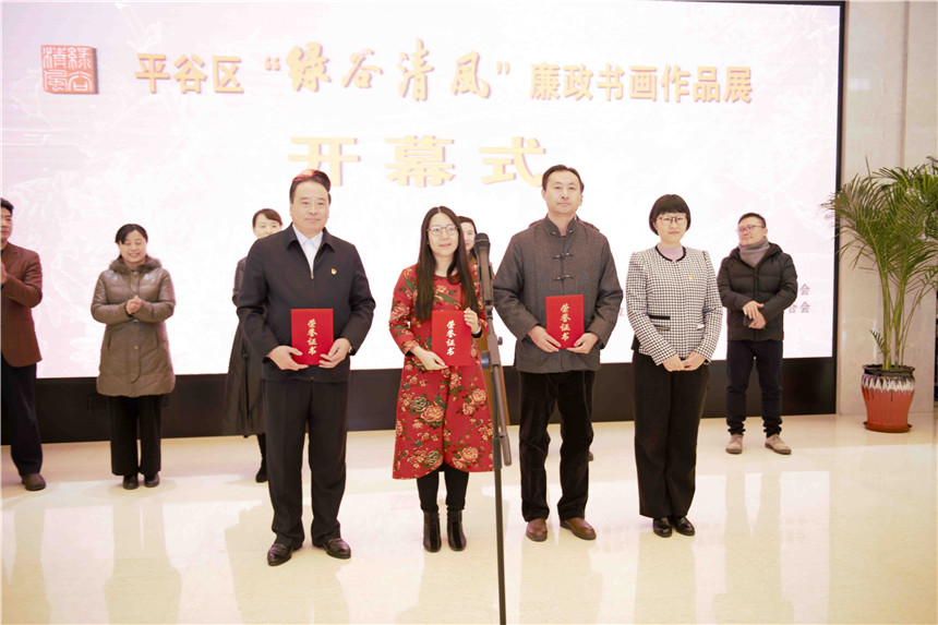 颁发一等奖 颁发一等奖