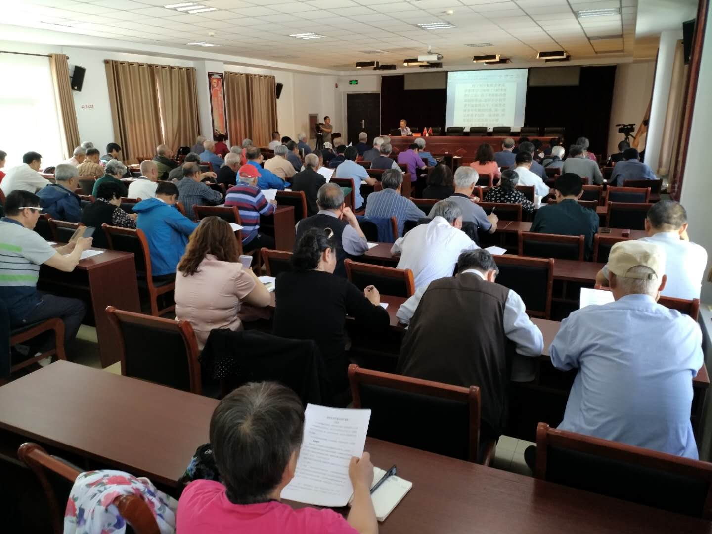 会员们听课 会员们听课