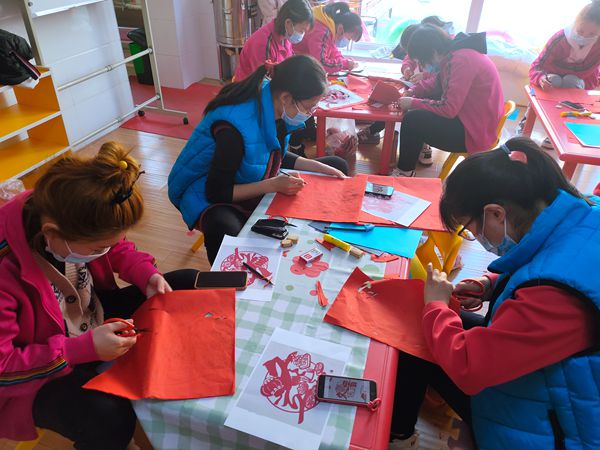 插图5:学员们现场演练 插图5:学员们现场演练
