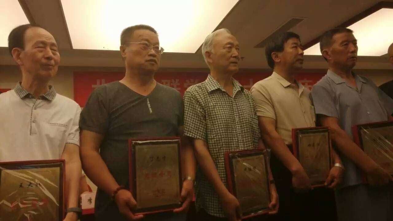 先进会员留影 先进会员留影