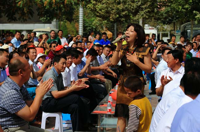 图集：2013年首都文艺家赴新疆文化交流(28/30)